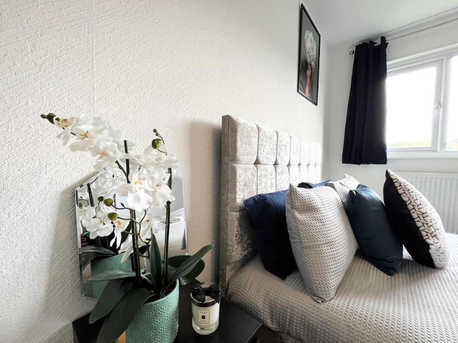 צ'אטהם 3 Bedroom House With Free Parking מראה חיצוני תמונה