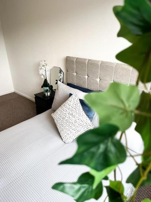 צ'אטהם 3 Bedroom House With Free Parking מראה חיצוני תמונה