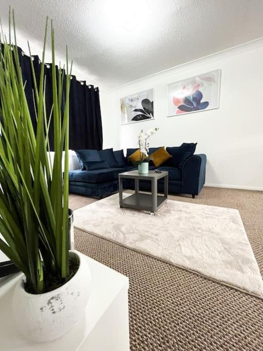 צ'אטהם 3 Bedroom House With Free Parking מראה חיצוני תמונה